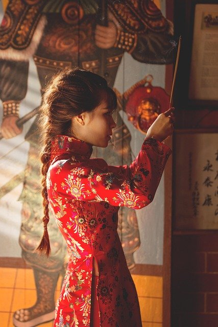 新加坡Tech.Pass与ONE Pass顶尖人才准证适合人群对比：谁更匹配你的技术移民路径？