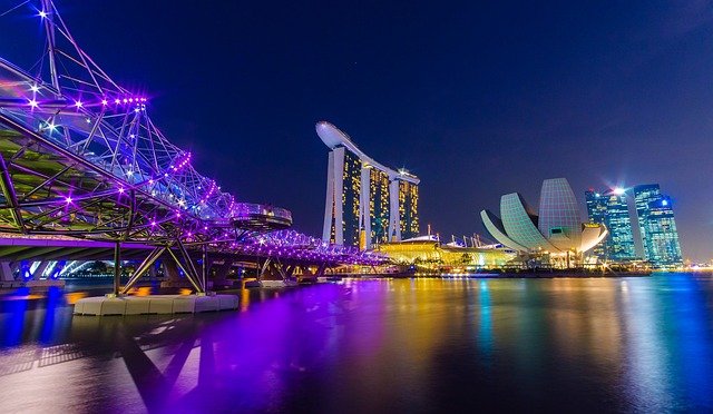 新加坡ONE Pass和Tech.Pass适合人群大不同:谁更匹配你的背景?