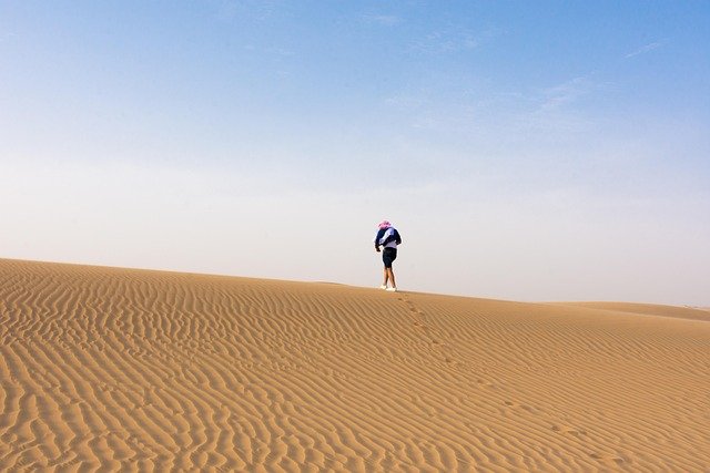 关于阿联酋黄金签证投资与房产的5个核心条件问答:学签工签衔接必看