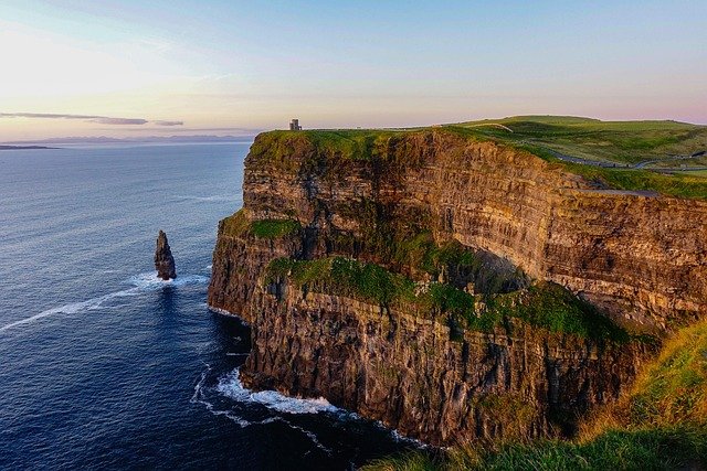 爱尔兰IIP投资移民捐赠vs投资材料准备全攻略:清单、补料雷区与实操细节