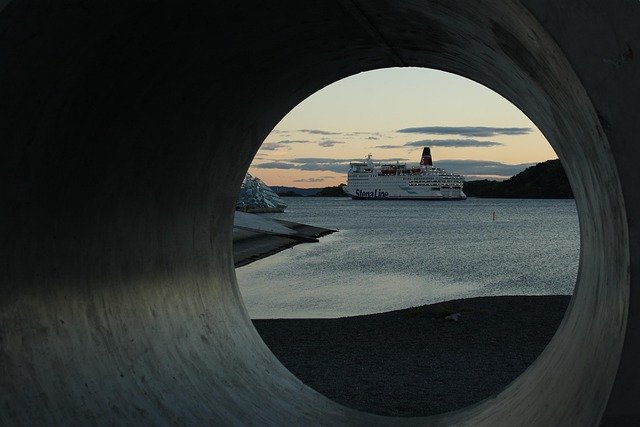 挪威创业与自雇居留居住与续签：年龄限制解析及家庭申请者注意事项