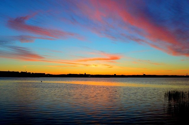 芬兰技术移民与欧盟蓝卡居住及续签完整指南：材料准备与常见补料解析