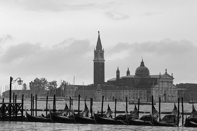 意大利留学与选择性居留衔接:子女家属随行条件新旧政策对比及实操步骤