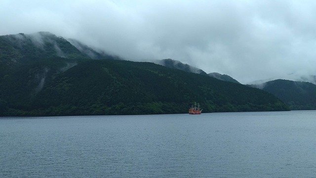 日本配偶与家庭类签证居住续签:要准备多少关键材料?常见补料有哪些?