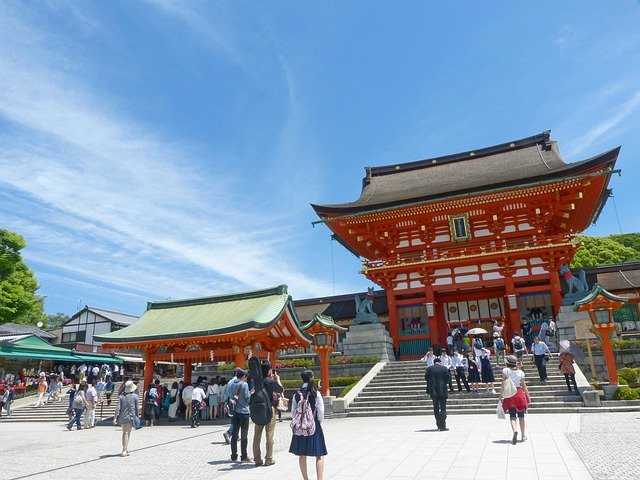 日本经营管理签证申请与续签核心条件详解:从首签到维持资格的关键要求