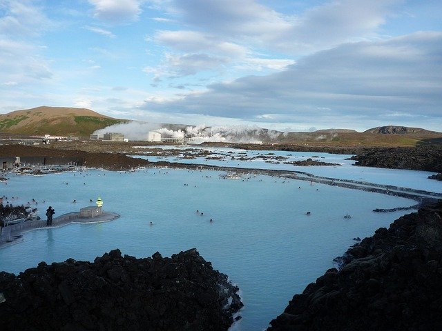 冰岛雇主担保与技能工签办理攻略:留学生从岗位匹配到永居的5步实操路径