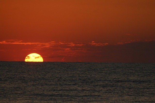 申请波兰投资与创业居留必读:核心条件拆解及策略优化指南