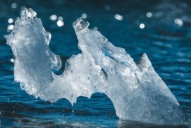 冰岛留学与工作居留核心问题解读：高净值人群必看的合规路径与风险规避