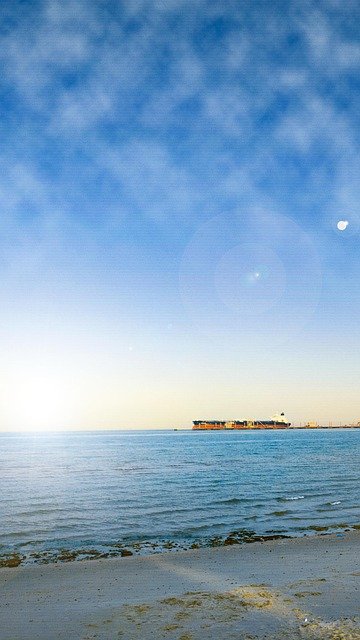 科威特家庭团聚与家属签证审批要点：核心材料清单及审核细节指南