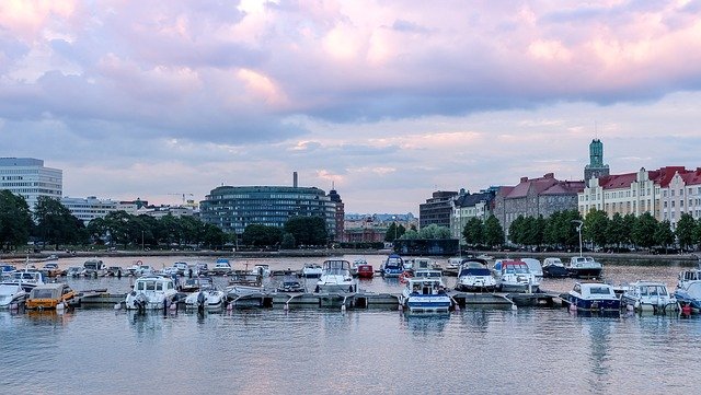 从芬兰家庭团聚申请到入籍：收入证明的5步流程指南