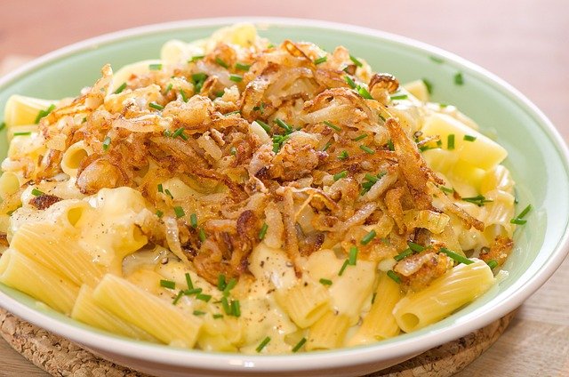 瑞士留学与工作许可衔接避坑指南：材料、雇主、时间三大环节的易踩雷区与正确操作