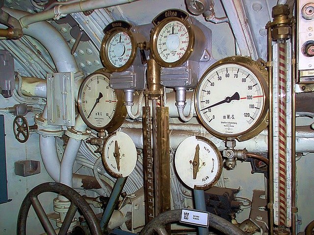 赫尔辛基工作签证转永居资格自测:语言要求及四年合规成本明细