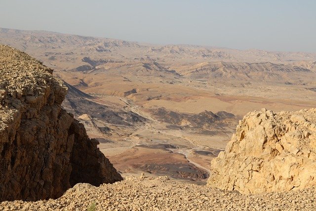 以色列家庭团聚与犹太回归申请:材料自查清单及补料高频问题解析