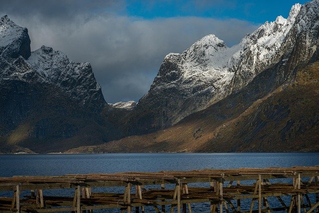 从清单梳理到补料响应：挪威家庭团聚申请中收入与住房材料全解析