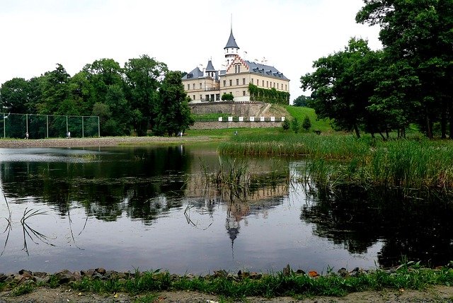 捷克留学→工签→永居各阶段审批时效延误背后的拒签风险：避坑要点