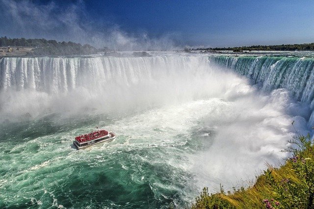 魁北克投资移民重启后，子女教育福利适配的核心条件注意事项？