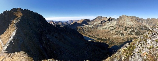 波兰技术移民与欧盟蓝卡面签对比：优势、风险与高净值人士合规指南