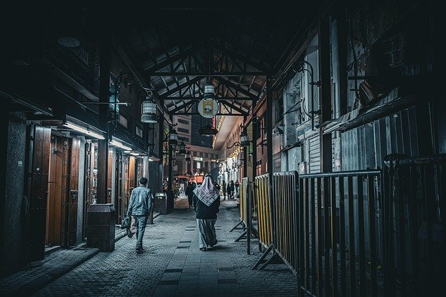 科威特留学与工作居留流程步骤须知：技术人士从学签到工签的分步操作要点