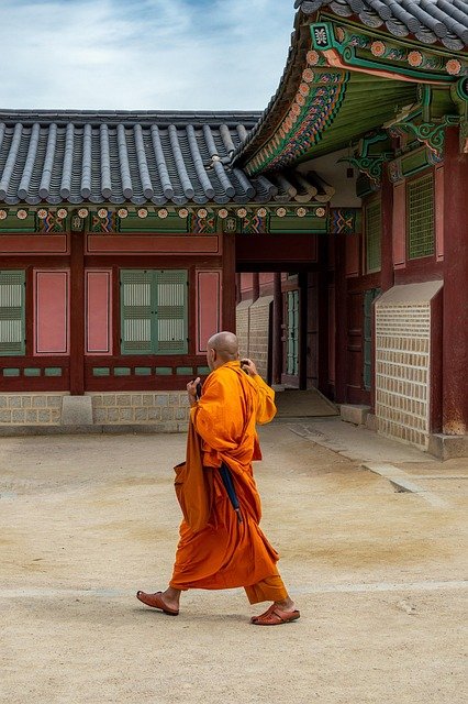 韩国E-7工作签证与永住申请：材料清单及补料费用明细全解析