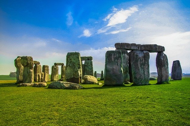 英国创新者与投资类签证审批成功的核心要点：数据拆解与家庭申请者指南
