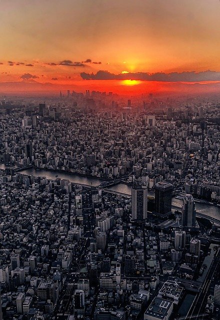 日本经营管理签证续签与永住权申请，需要准备多少类核心材料？