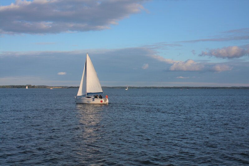 波兰投资与创业居留：申请指南与政策解析