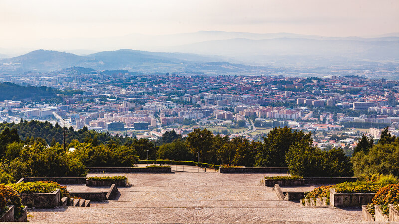 申请葡萄牙黄金签证或D7被动收入签证，材料准备有哪些核心差异和注意事项？
